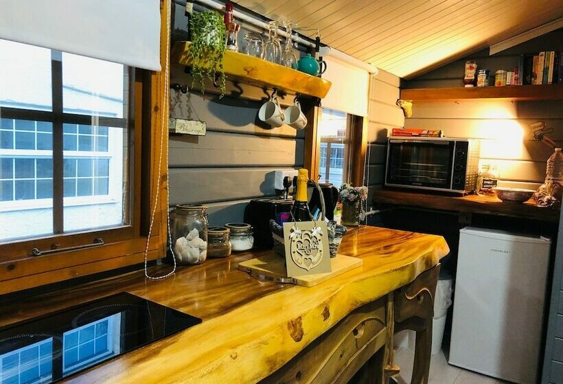 膳宿费 Panteinion Hall