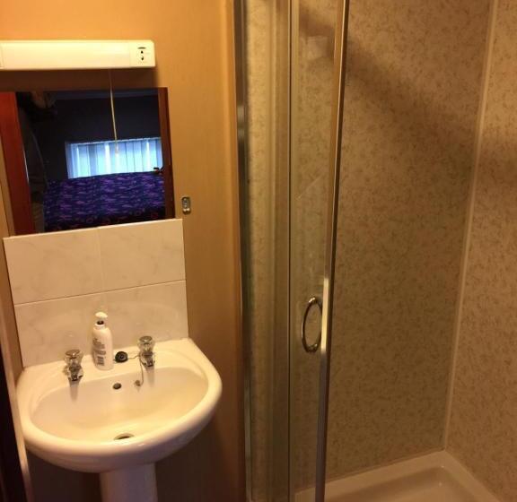 بنسيون Pisgah Guesthouse
