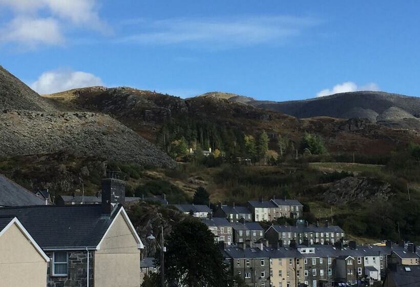 ペンション Pisgah Guesthouse