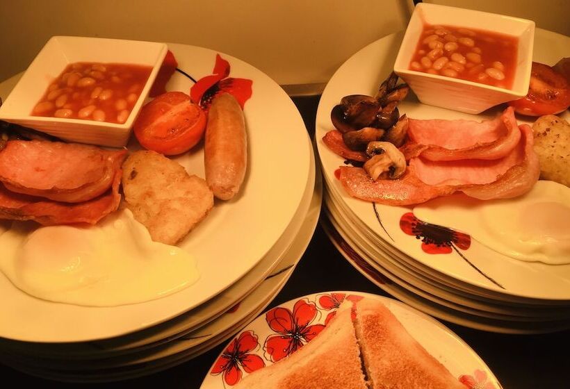 ペンション Pisgah Guesthouse