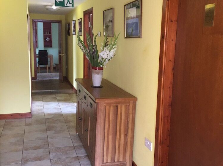 ペンション Pisgah Guesthouse