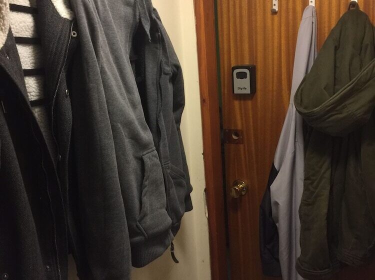 ペンション Pisgah Guesthouse