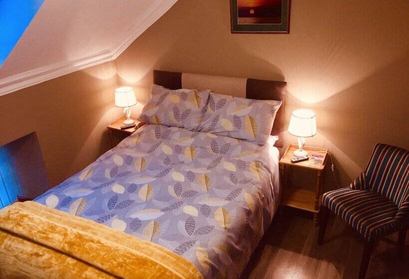 ペンション Pisgah Guesthouse