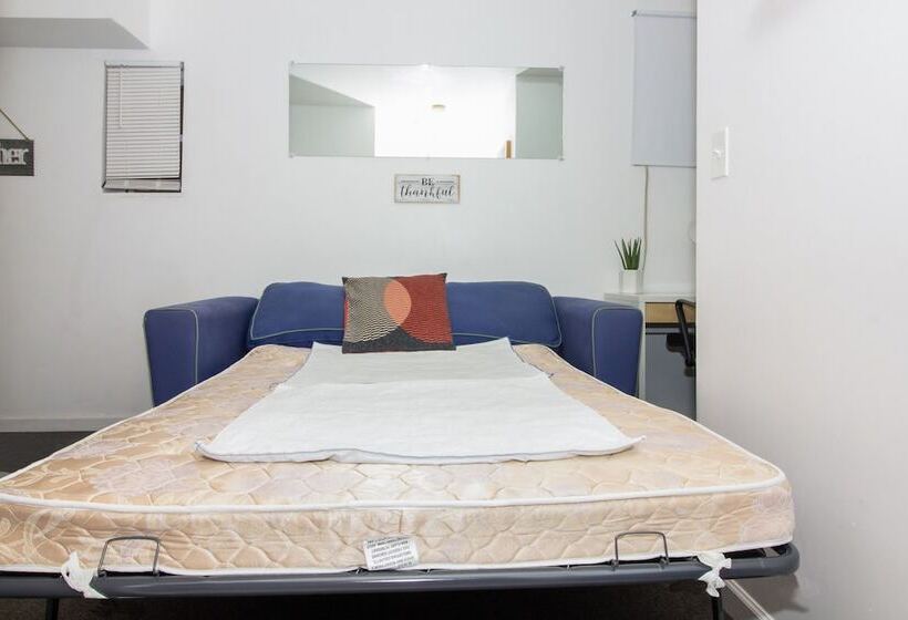 پانسیون Racpanos Modern Stay On Forrest Street