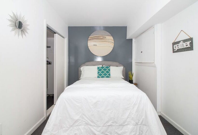 Пансион Racpanos Modern Stay On Forrest Street