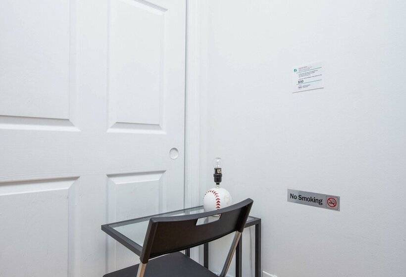 Пансион Racpanos Modern Stay On Forrest Street