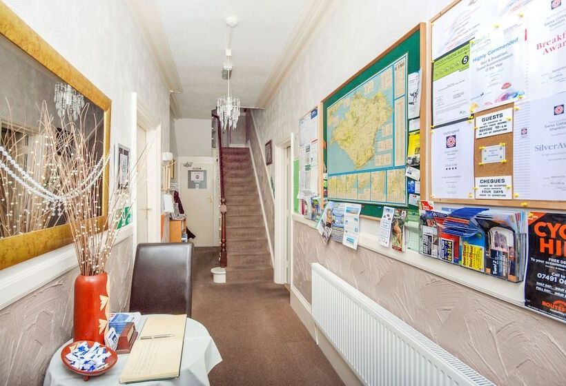 펜션 The Swiss Cottage, Shanklin