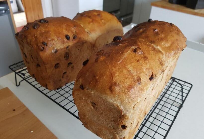 Пансион The Tables Guest House