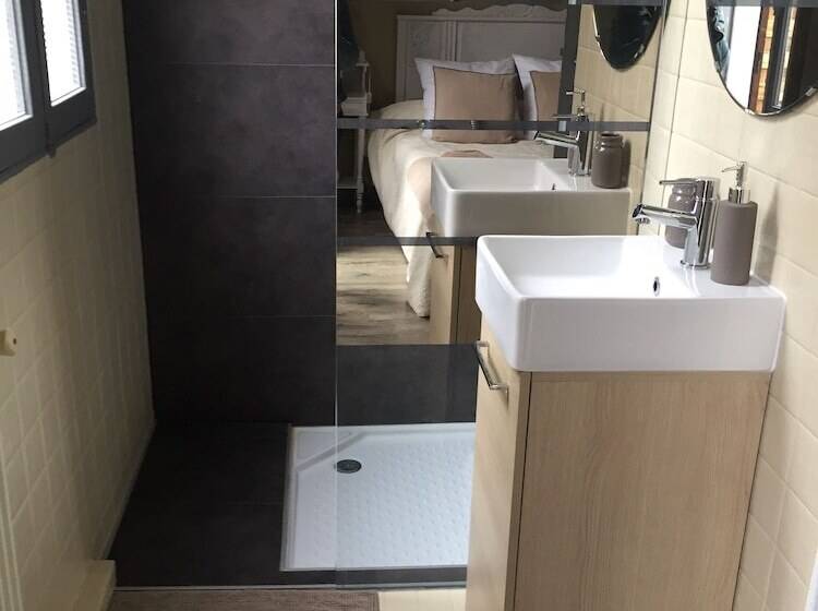 پانسیون Villa Des T