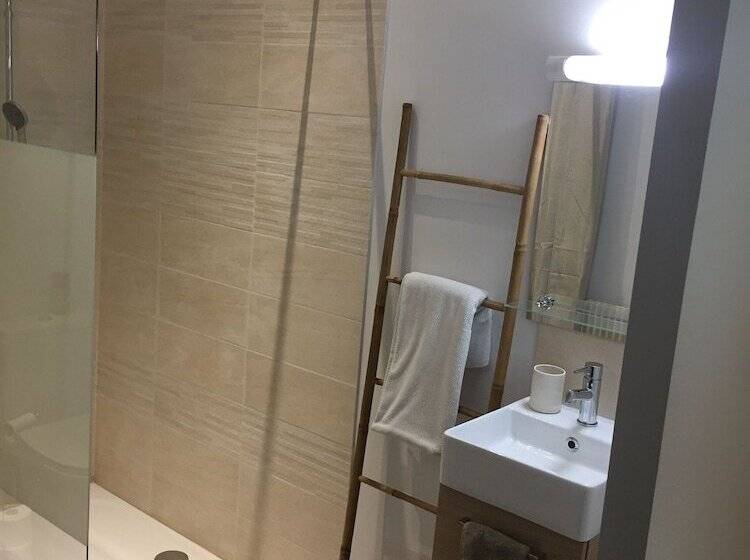 پانسیون Villa Des T