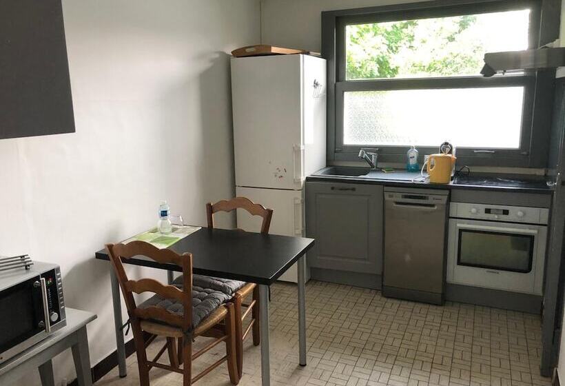 پانسیون Villa Des T