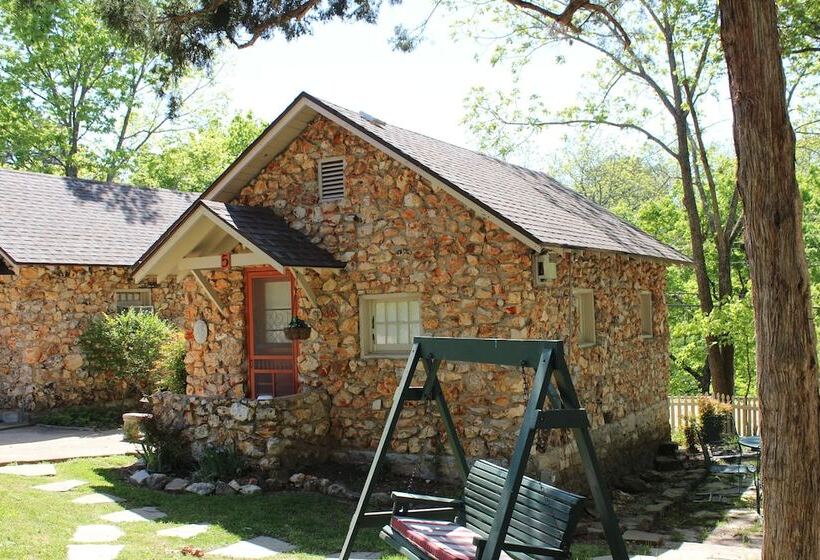 Rock Cottage Gardens B&b