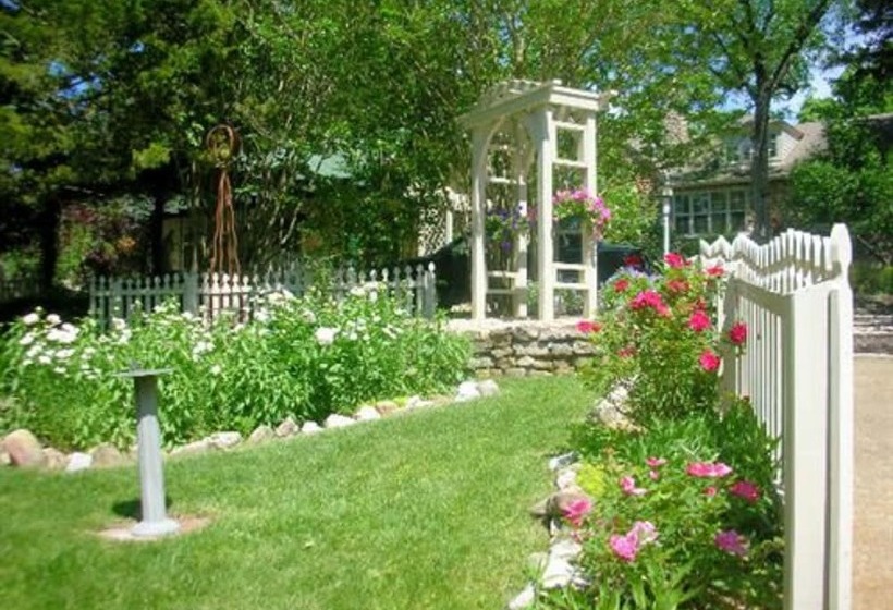 Rock Cottage Gardens B&b