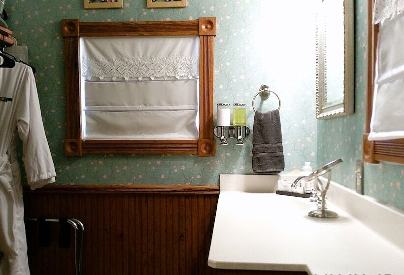 Rock Cottage Gardens B&b