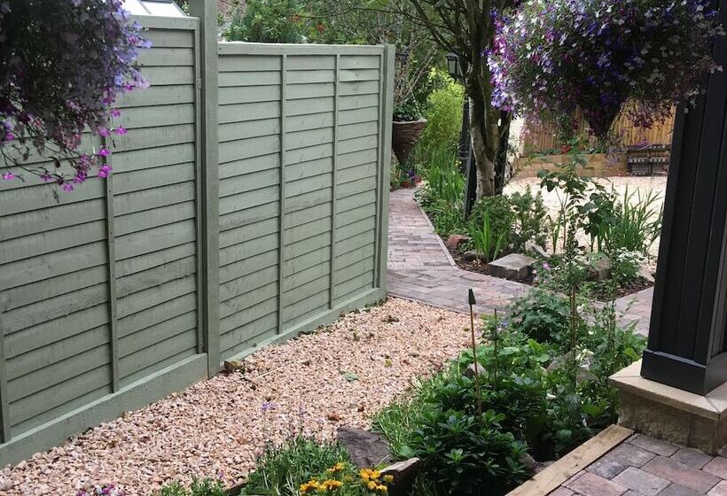 Rosemount Boutique B&b