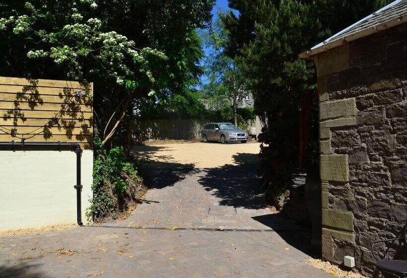 Rosemount Boutique B&b