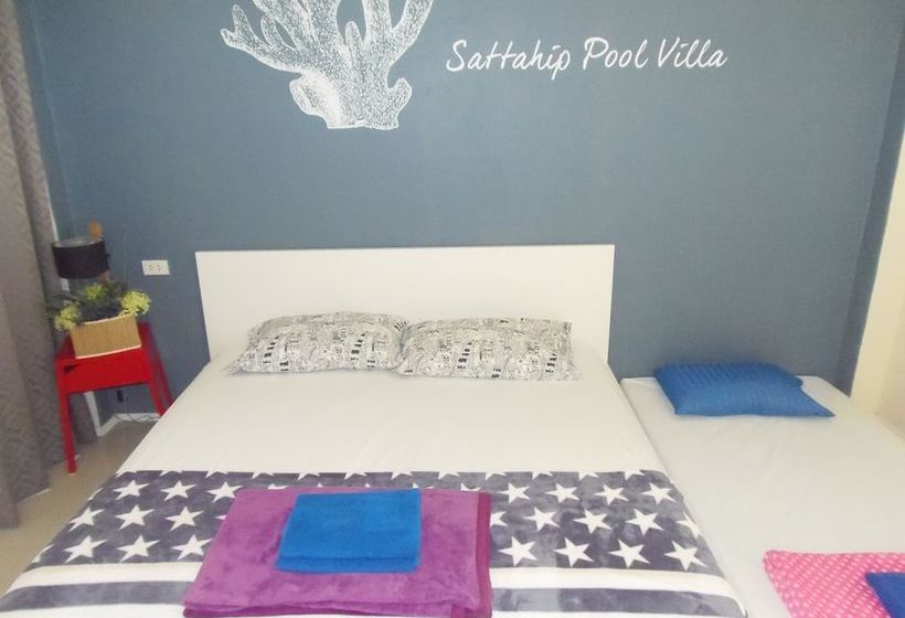 Sattahip Pool Villa