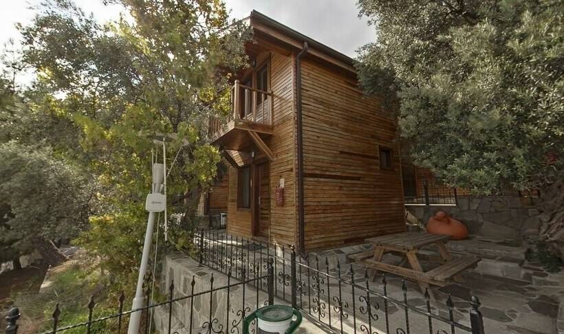 Serdivan Konak Otel Narli Tesisleri