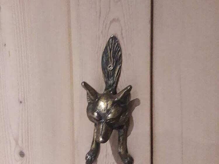 Simpsons Cottage   Grove Road Cottages