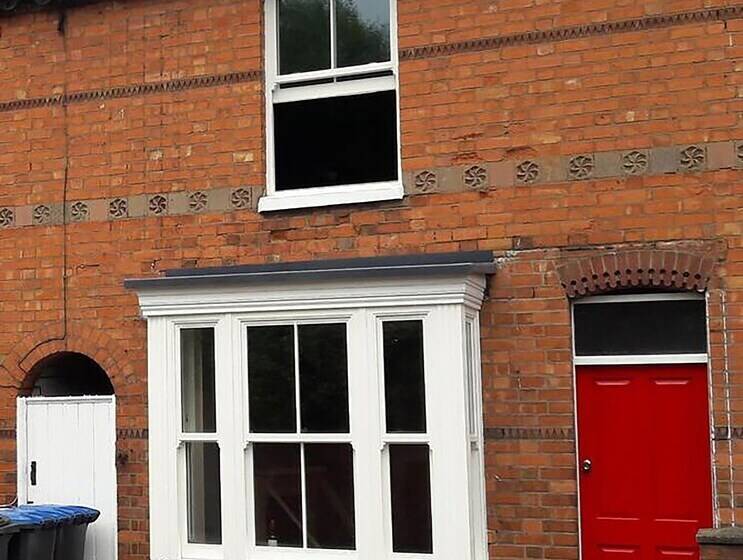 Simpsons Cottage   Grove Road Cottages