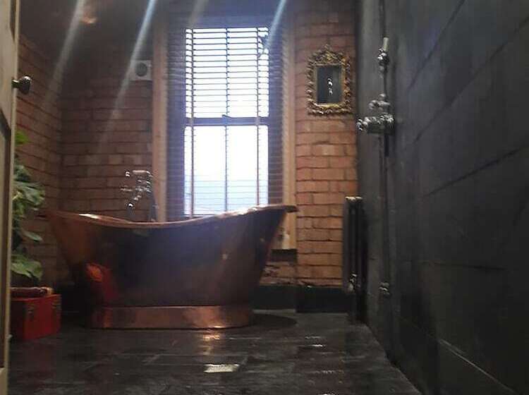 Simpsons Cottage   Grove Road Cottages