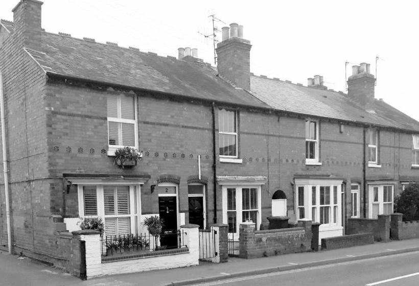 Simpsons Cottage   Grove Road Cottages