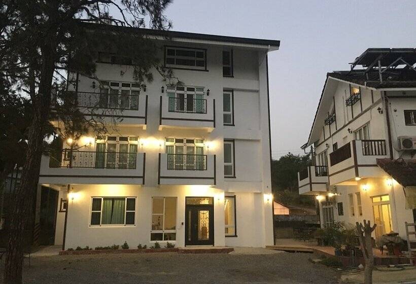 Song Yue Bed & Breakfast