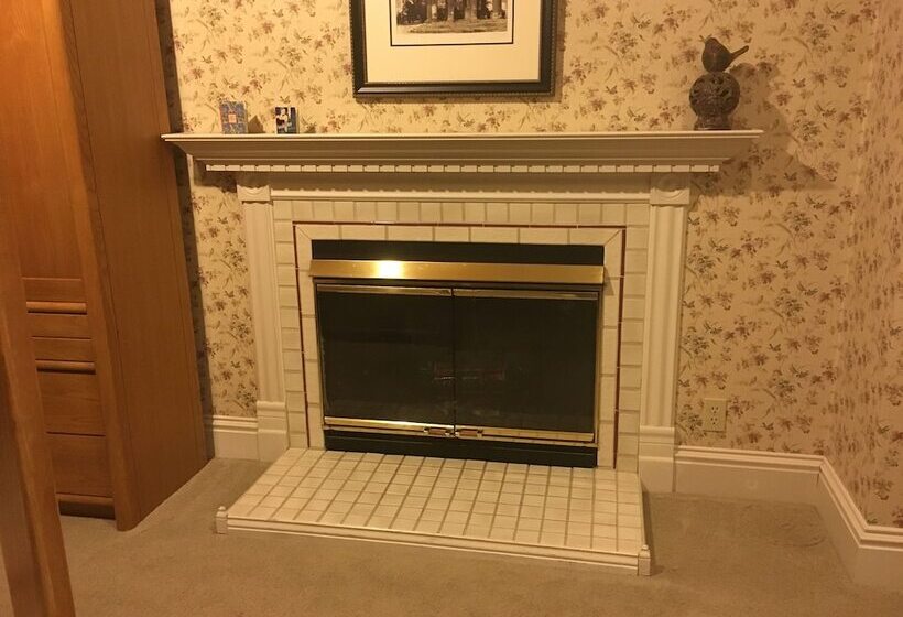 The Speckled Hen Inn B&b