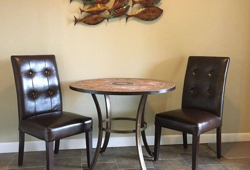 The Speckled Hen Inn B&b