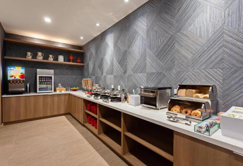 Towneplace Suites By Marriott San Diego Central