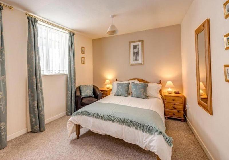 130 Corve Street B&b