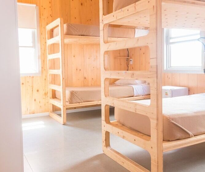 هاستل Wanderlust Jose Ignacio