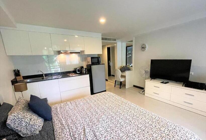 Apartment At Kris Resort Bangtao By Lofty