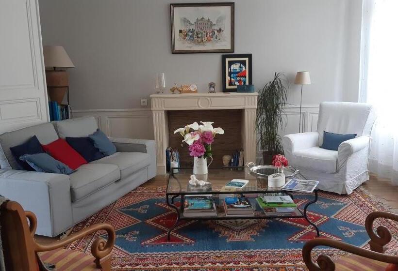 Bed and Breakfast Chambres D Hôtes Les Jardins De La Cathédrale