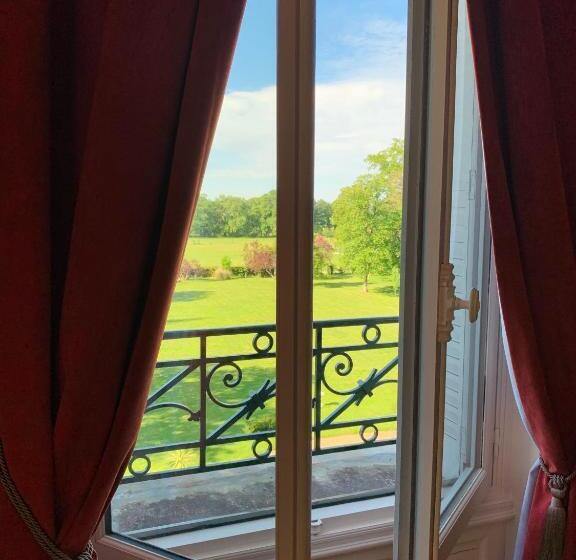 민박 Chateau Du Gerfaut