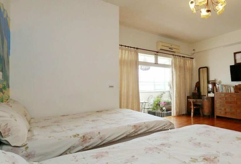 تختخواب و صبحانه Ho Shan Years