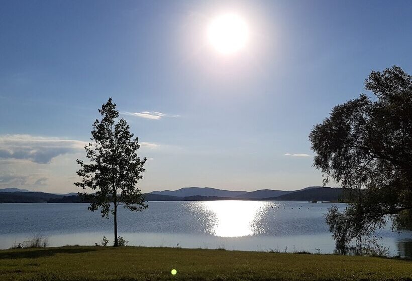 住宿加早餐  La Cocagnière   In A Rural Location
