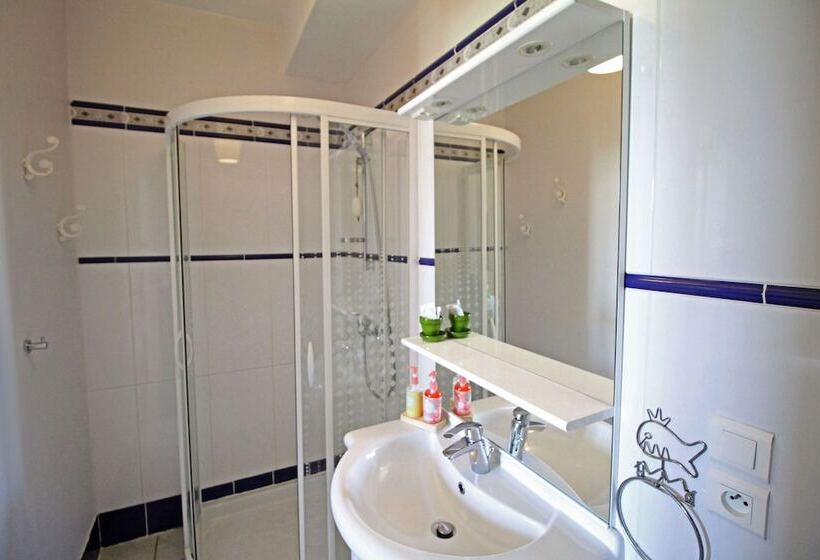 민박 Le Grand Bassin