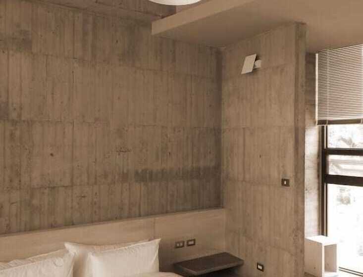 تختخواب و صبحانه One House