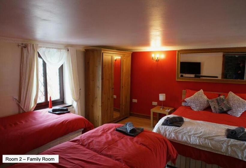 مبيت وإفطار Pentre Riding Stables