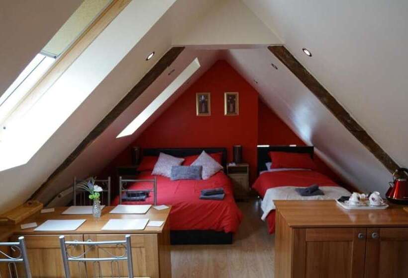 مبيت وإفطار Pentre Riding Stables