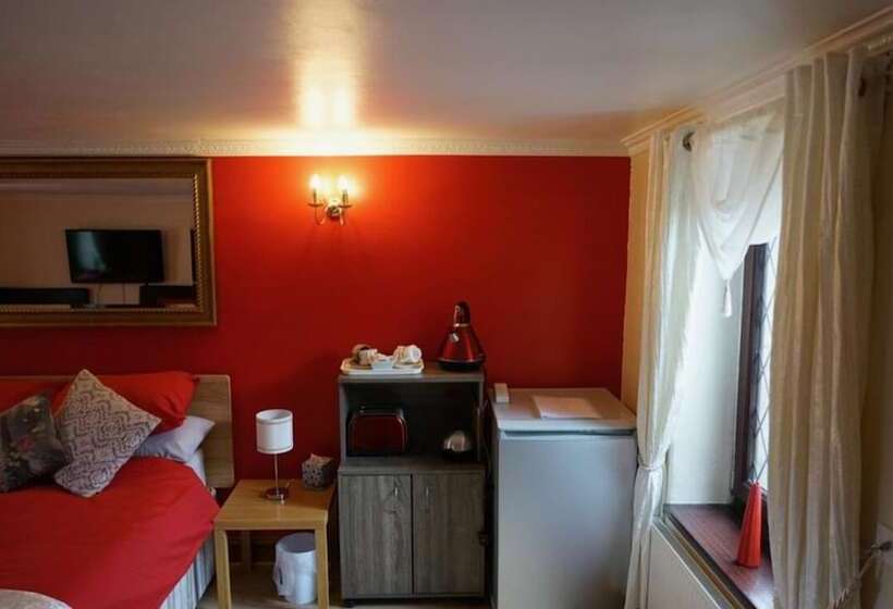 مبيت وإفطار Pentre Riding Stables