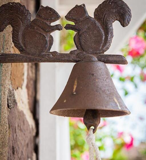 צימר Stoodleigh Court Coach House