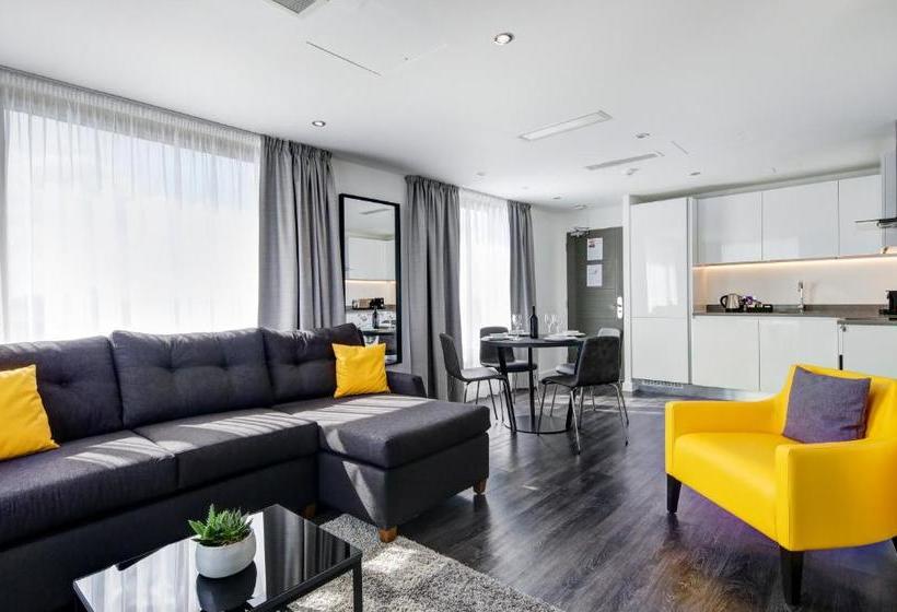 Dockside Apartments At Excel