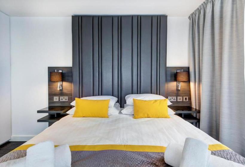 Dockside Apartments At Excel