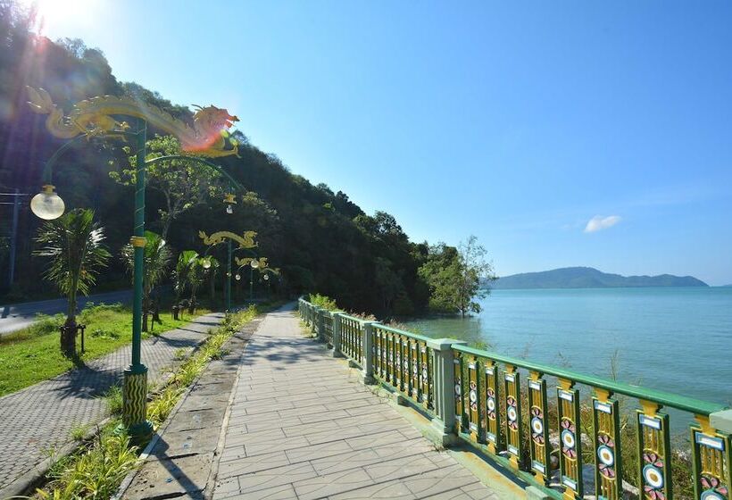 Goodnight Phuket Villa