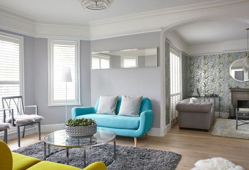 Gothic Cottage  Ryde