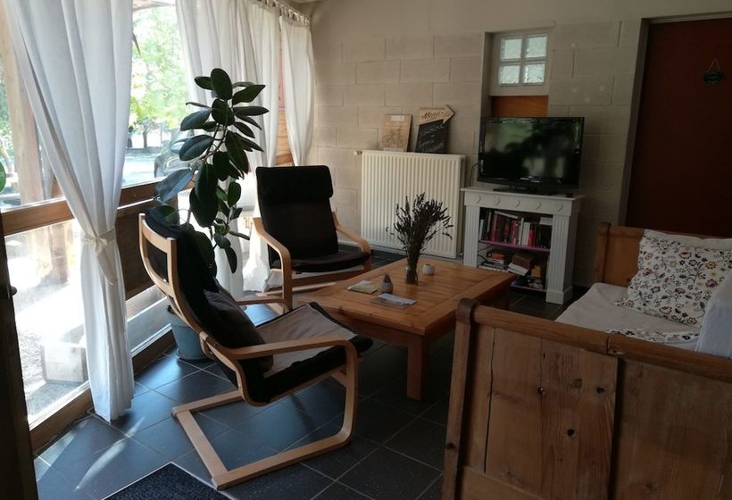 Gîte D étape Les Hauts De Ramourase