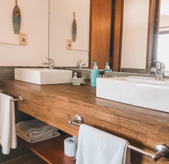 مسافرخانه Posada Azul Marino