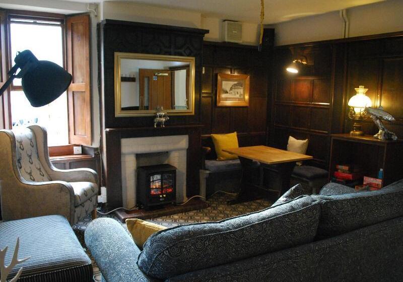 여관 Rose And Crown Bath